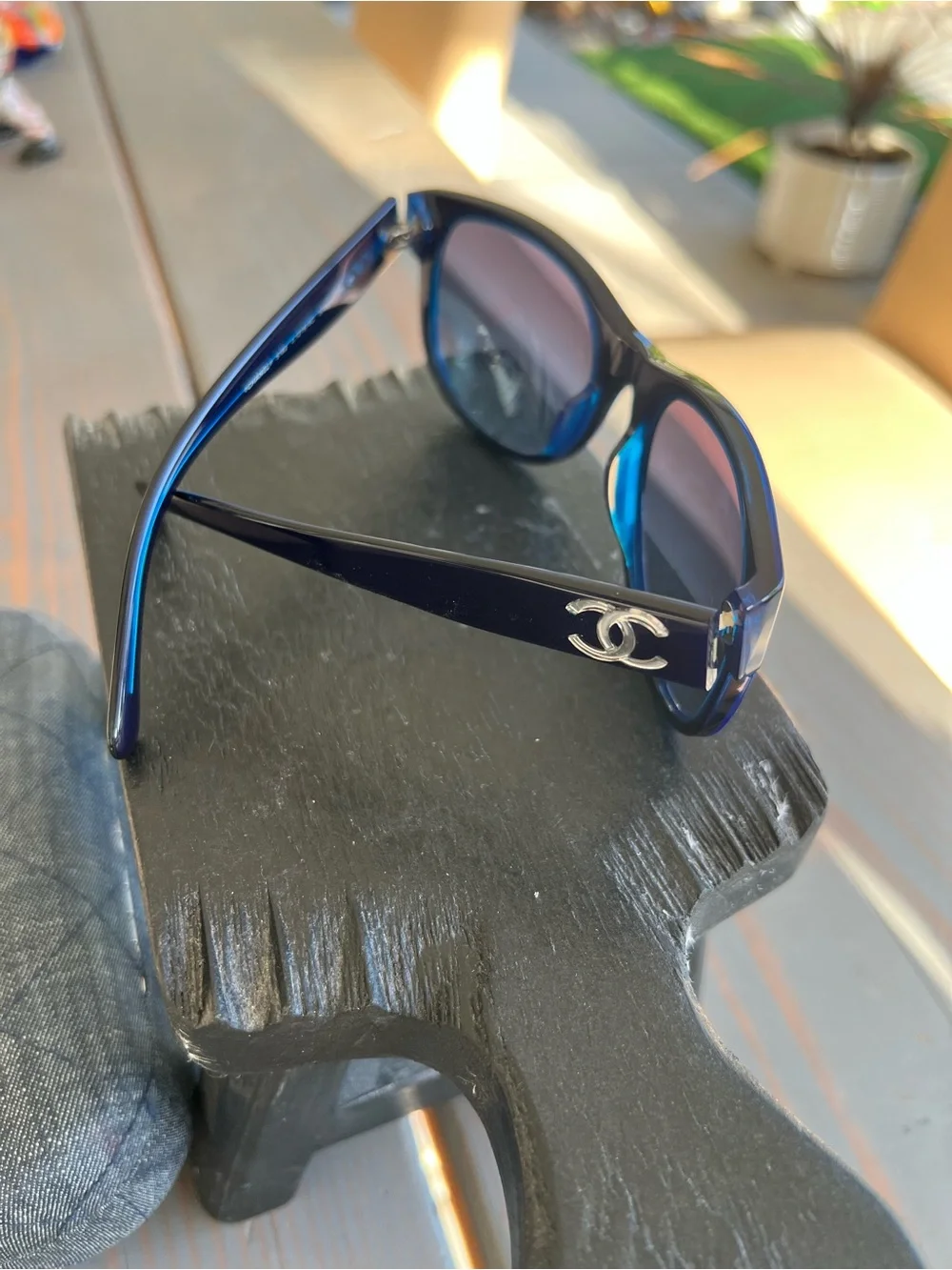 CHANEL Blue Gradient Cat-Eye Sunglasses with Gold CC Temples Style 5182